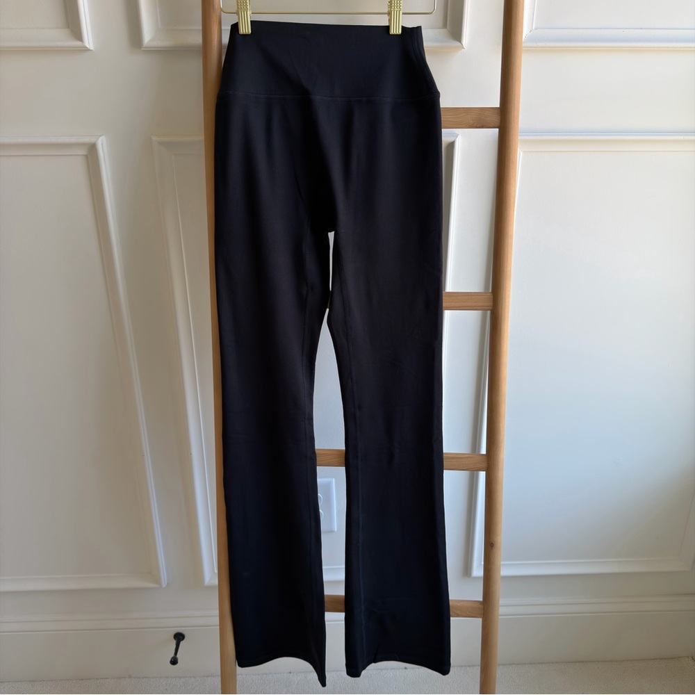 Set Active Formcloud Cloud Straight Leggings in M… - image 3